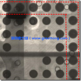BGA錫球尺寸小于0.4mm，采用降低BGA內(nèi)圍襲球的錫膏量所得到X-Ray，稍微留意一下可以發(fā)現(xiàn)最外圈的錫量(圓的直徑)比其他內(nèi)圍的錫球上的錫量來得多一點點。也就是外圈的黑色圓形直徑比內(nèi)圈的圓形來得大一點點。