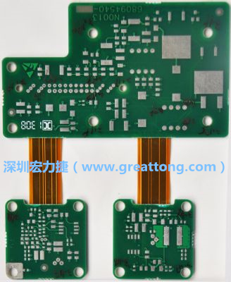 FPCB可作為多片功能載板的連接軟式板材。